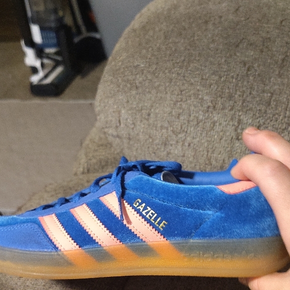 Adidas Gazelle Blue and Pink Sneakers - Picture 3 of 6